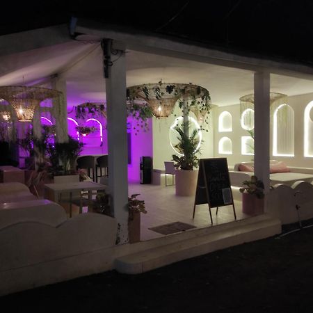 Playa Bonita Hotel & Beach Club Gili Air Buitenkant foto