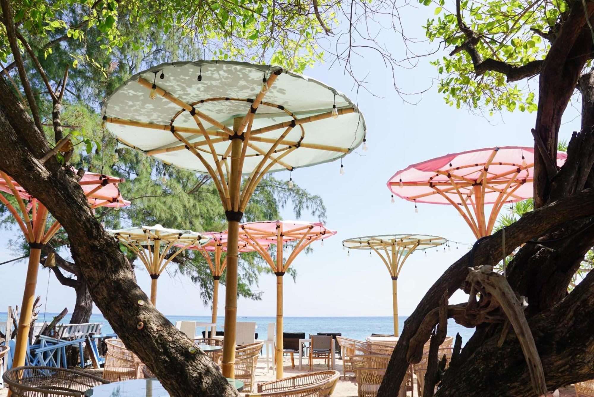 Playa Bonita Hotel & Beach Club Gili Air Buitenkant foto