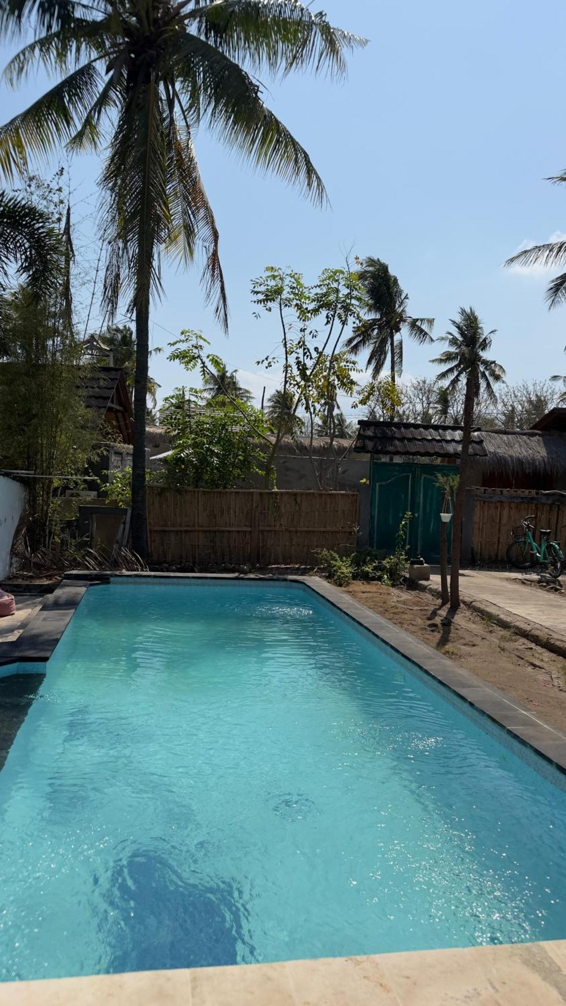 Playa Bonita Hotel & Beach Club Gili Air Buitenkant foto